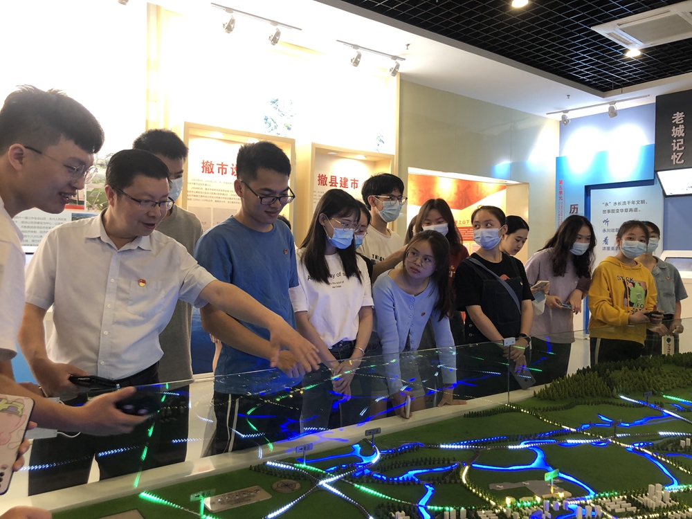 1621767333545084471.jpg IMG_2834.jpg