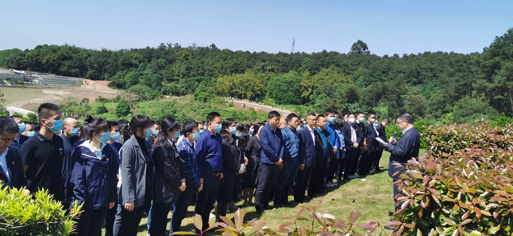 mAqJ_1650459690058072076.jpg 1.jpg