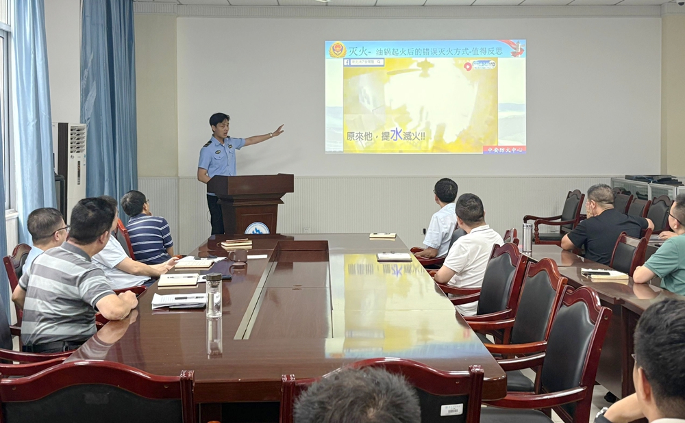 RjXc_1750898153333032001.jpg 2.jpg