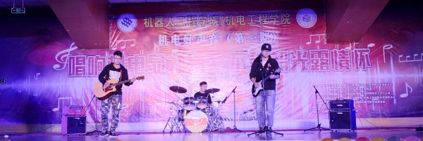 1509099042710018888.jpg _DSC1990 (1).jpg